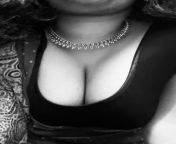 Saree blouse and deep cleavage 🔥 from saree without blouse hot nude songs xvidoes com aunty boob press milk ou